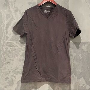 Men's V-Neck Short Sleeve Tee - Black